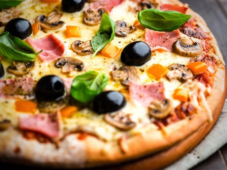 /products/pizza-4-estaciones-four-season/